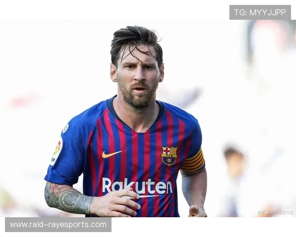 六月足球巨星生日盘点：那些在夏日诞生的传奇人物与辉煌时刻