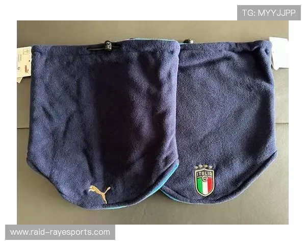 足球球星戴脖套背后的故事与伤病挑战解析 足球球星戴脖套背后的故事与伤病挑战解析