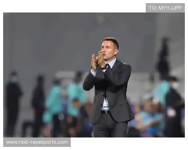 足球球星遗珠盘点:那些被忽视的天才与未能大放异彩的潜力股 足球球星遗珠盘点:那些被忽视的天才与未能大放异彩的潜力股